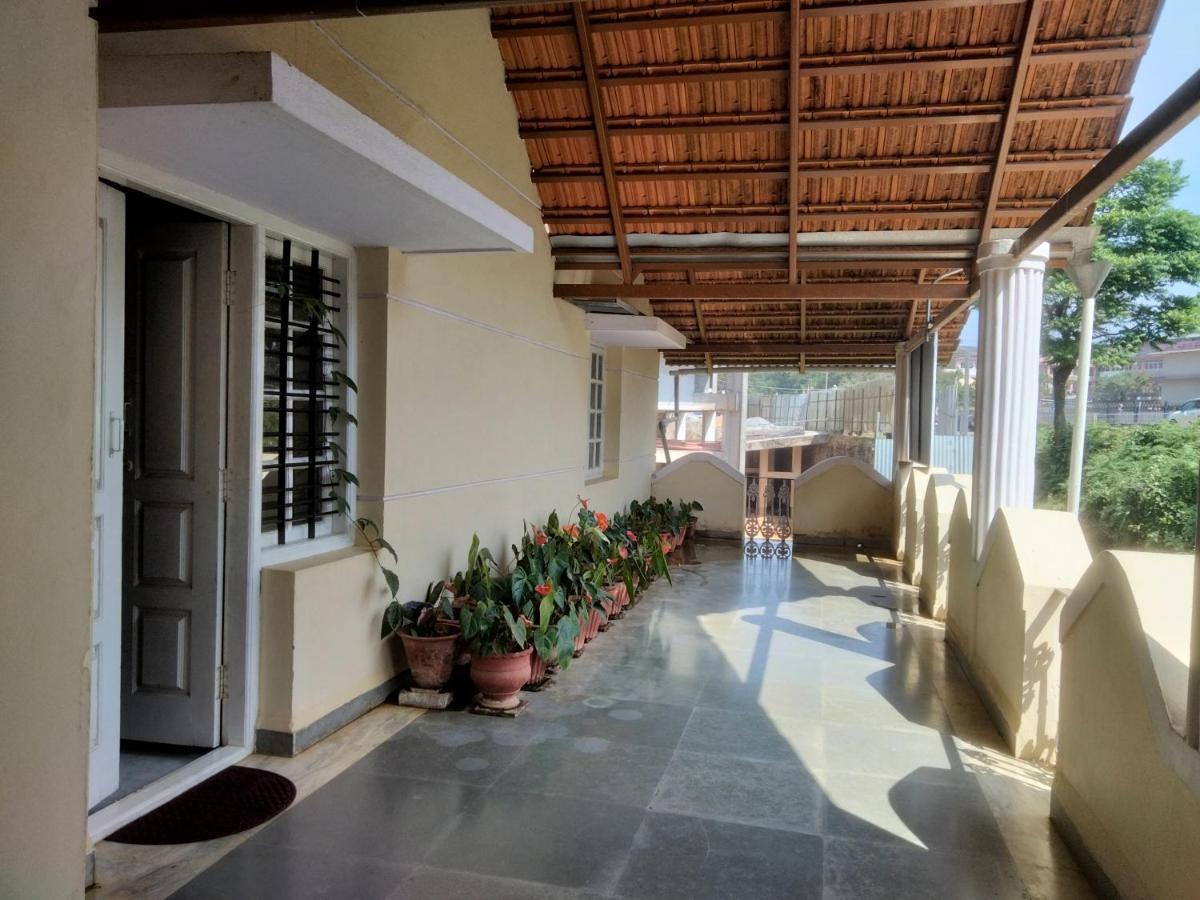 Prashanth Family Homestay Мадикери Екстериор снимка
